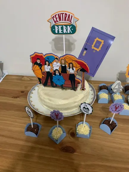 Topo de Bolo Personalizado no Tema Friends!