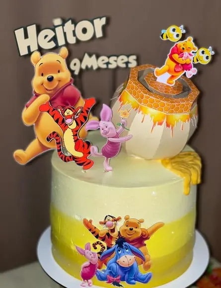 Topo de Bolo Personalizado no Tema Ursinho Pooh!