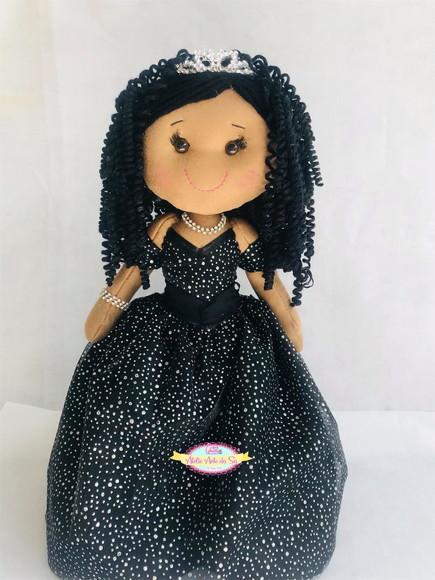 Boneca de pano Negra debutante