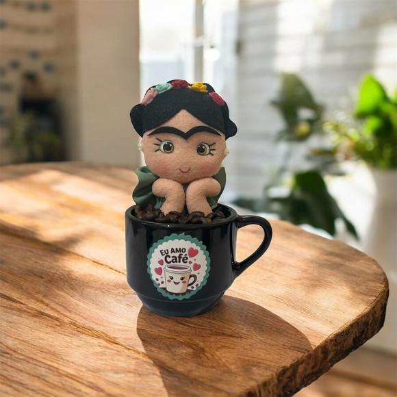 Boneca Decorativa Frida na Xicara