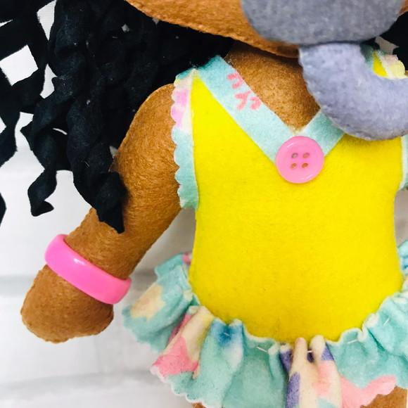 Boneca Mergulhadora em Feltro com 30 cm