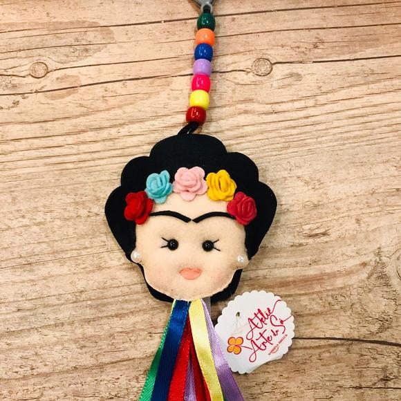 Chaveiro Frida Kahlo em Feltro