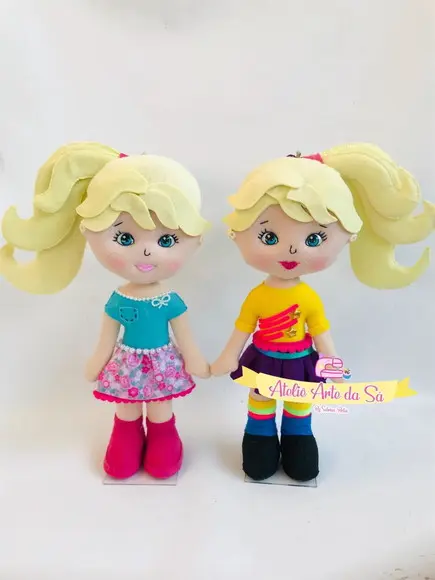 Boneca da Polly pocket em feltro