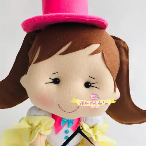 Boneca domadora em feltro