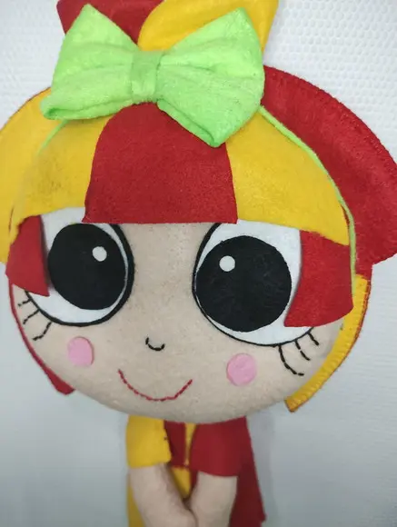 Boneca Emília em Feltro 25/30 cm