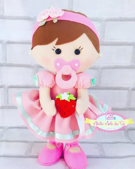 Boneca moranguinho baby