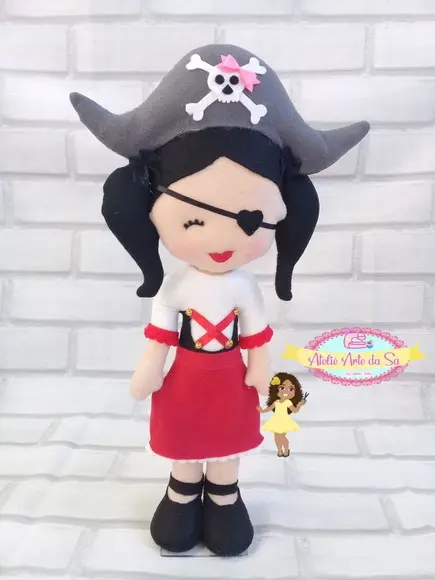 Boneca Pirata em feltro