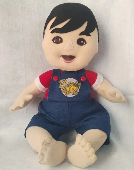 Boneco Bento Artesanal em Feltro com 30 cm