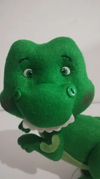 Dinossauro em Feltro com 20 cm