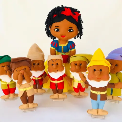 Kit Branca de neve e 7 anões Negros