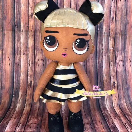Lol em Feltro Queen Bee