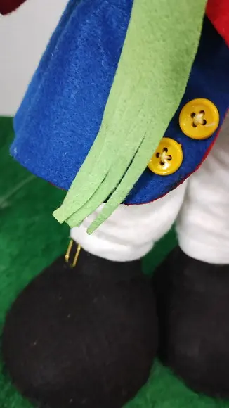 Pequeno Príncipe em Feltro Luxo Negro 30 cm