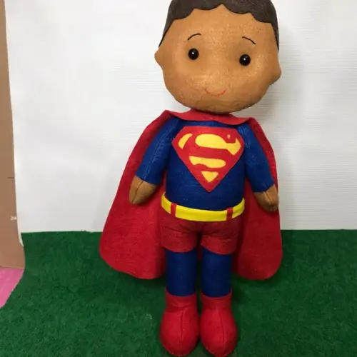 Super Homem em Feltro Negro 30cm