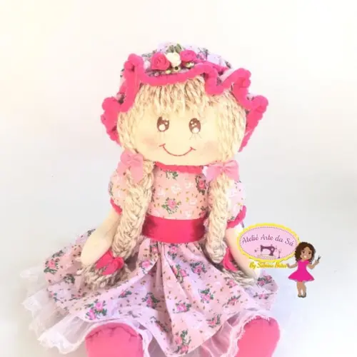 Boneca de Pano com 30 cm