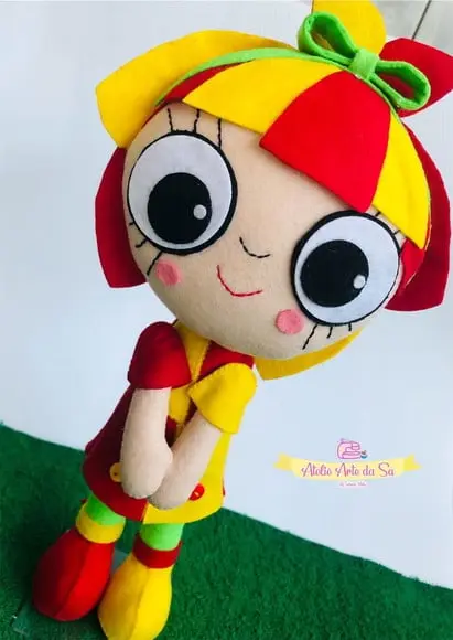 Boneca Emília em Feltro com 25 cm