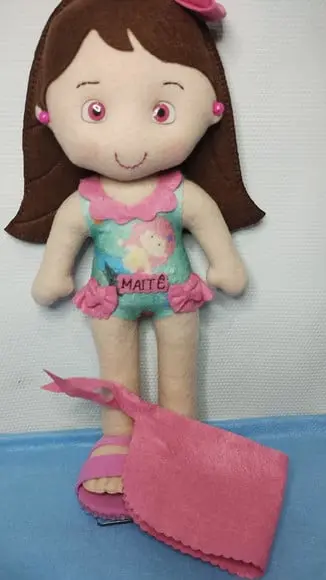 Boneca Personalizada de Maio Festa Praia