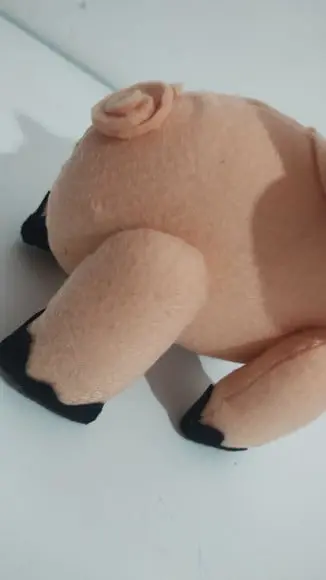 Porquinho em Feltro com 20 cm