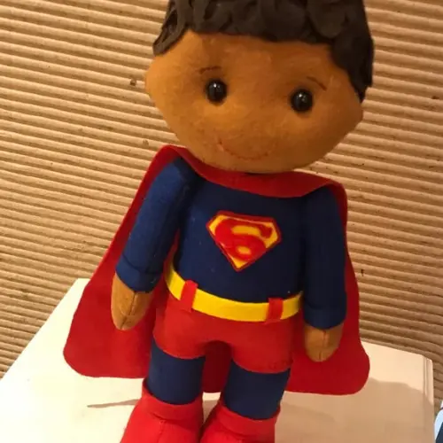 Super Homem em Feltro Negro 25 cm