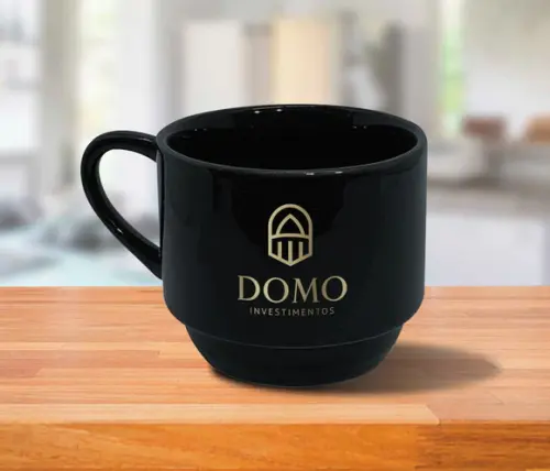 Caneca Empilhável Preta Personalizada 200ml - 100 Unidades