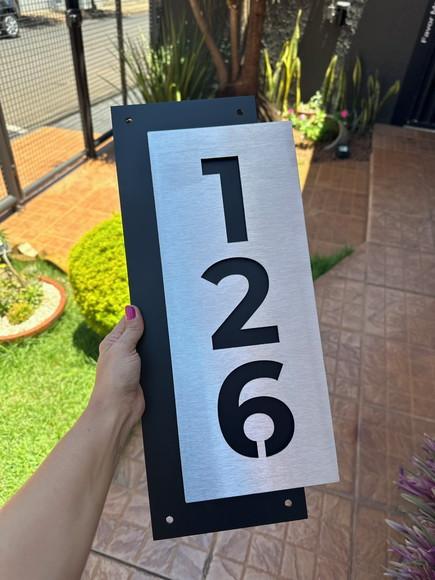 Algarismo Residencial Acm com Inox - 3 Dígitos 21x49,5cm