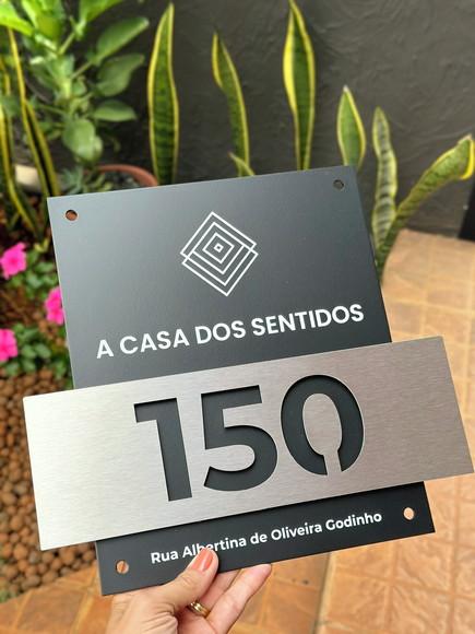 Algarismo Residencial Acm com Inox - 3 Dígitos 28x30 Logo