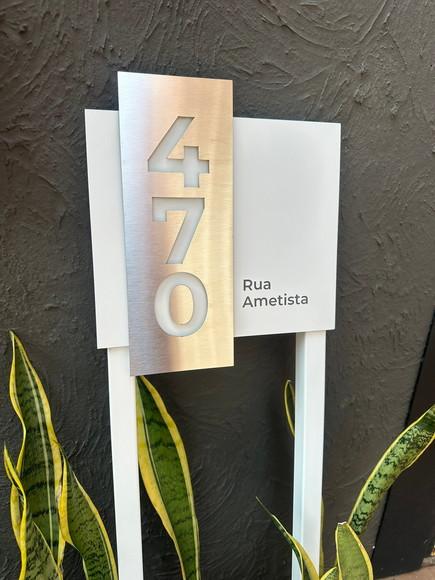 Algarismo Residencial Acm com Inox - 30x33 para Jardim
