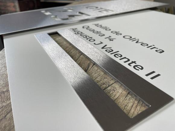 Algarismo Residencial Acm+inox Abertura para Carteiro 60x55