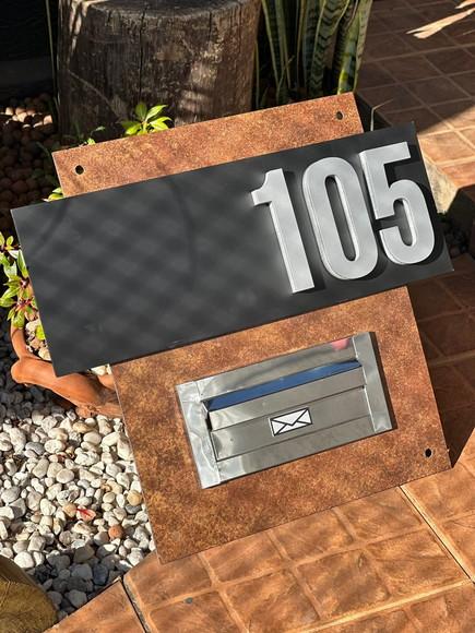 Algarismo Residencial Acm+inox com Caixa de Correio 60x55
