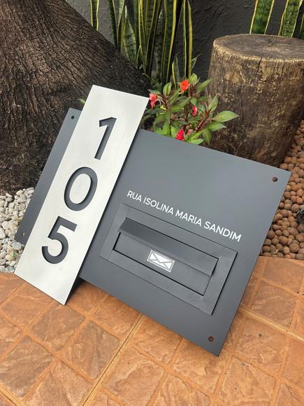 Algarismo Residencial Acm+inox com Caixa de Correio 60x55