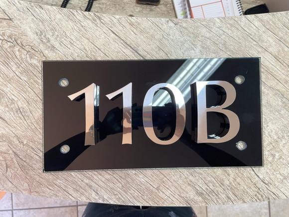 Algarismo Residencial Vidro com Inox - 4 Dígitos 40x20