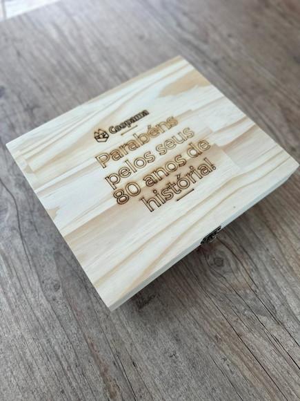 Estojo de Homenagem Pinnus - 23x27cm