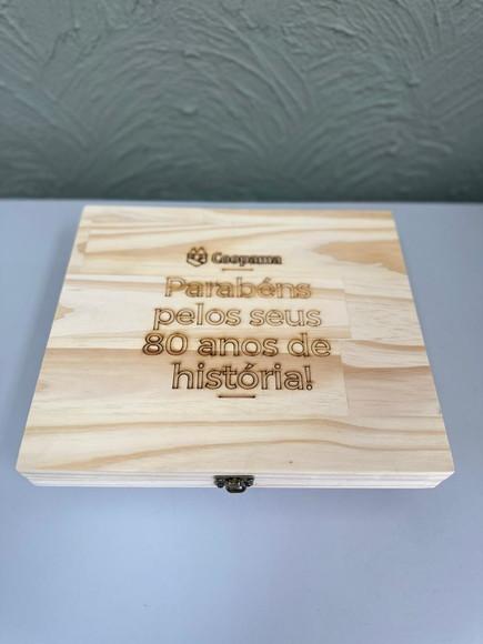 Estojo de Homenagem Pinnus - 23x27cm