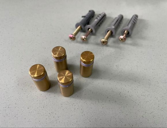 Kit de Parafusos Prolongadores Mini Dourado - 4 Unidades