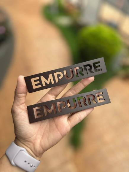Placa -empurre - Modelo Caulim 15x3cm - Acrílico Pintado