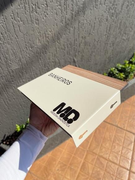 Placa de Banheiro- Modelo Calcita mdf Personalizado 26x18