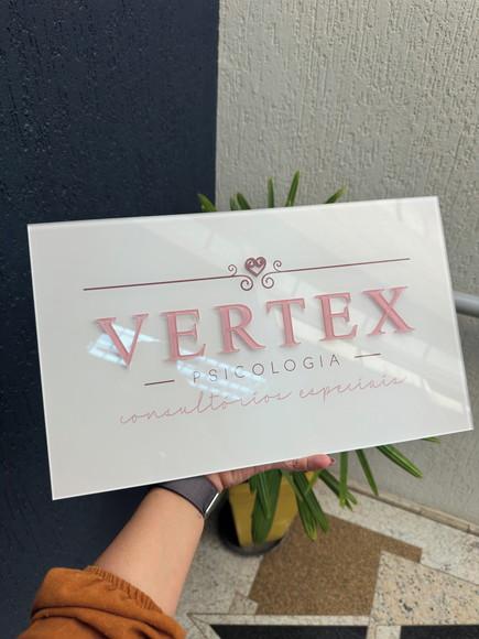 Placa de Comércio com Sobreposição em Acrílico - 40x24