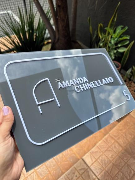 Placa de Comércio com Sobreposição em Acrílico - 40x24