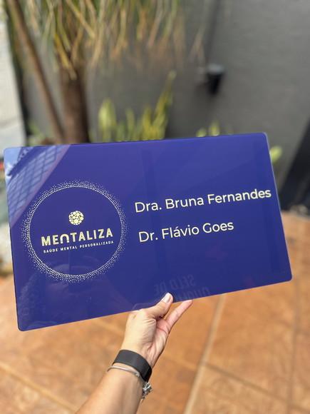 Placa de Comércio em Acrílico - Frente 48x29