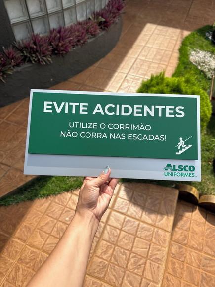 Placa de Identificação de Escada - Modelo Quartzo 40x20