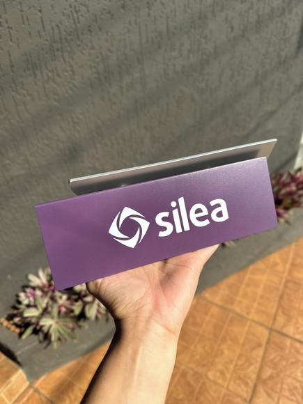 Placa de Identificação de Mesa - Acm com Sobreposição 25x9,5
