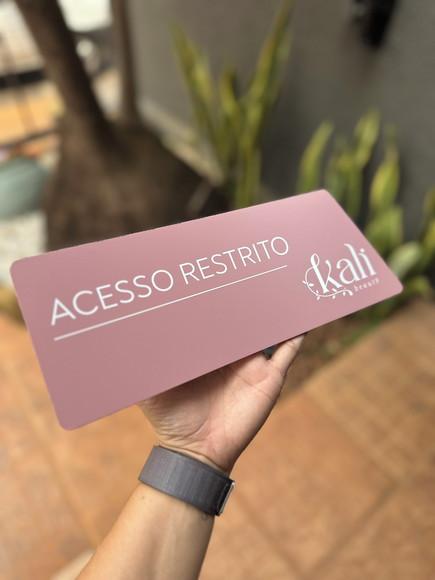 Placa de Identificação de Sala - Caulim 32x10,5