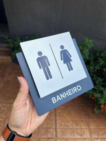 Placa de Identificação de Sala - Modelo Ágata