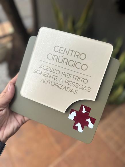 Placa de Identificação de Sala - Modelo Ágata