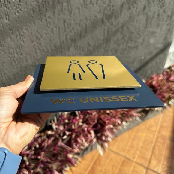 Placa de Identificação de Sala - Modelo Ágata