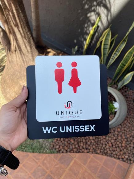 Placa de Identificação de Sala - Modelo Ágata