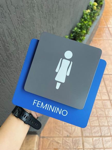 Placa de Identificação de Sala - Modelo Ágata