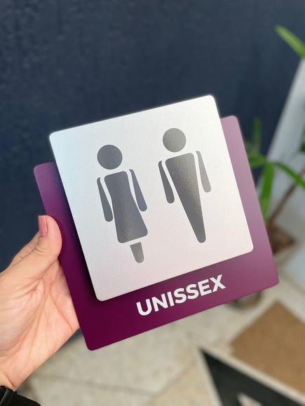 Placa de Identificação de Sala - Modelo Ágata