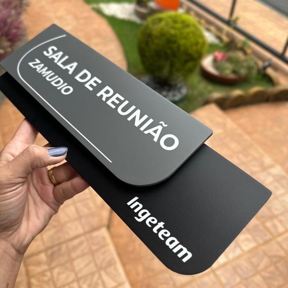 Placa de Identificação de Sala - Modelo Ametista