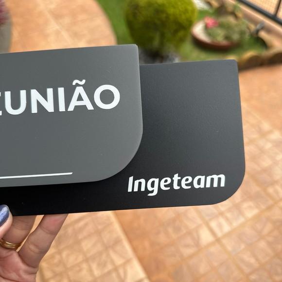 Placa de Identificação de Sala - Modelo Ametista