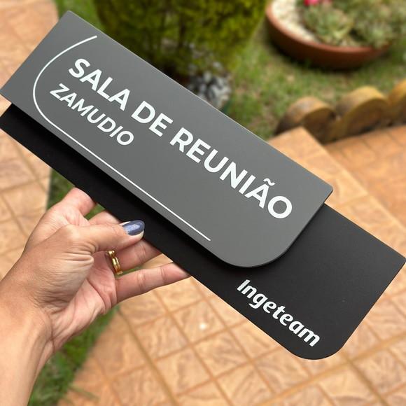 Placa de Identificação de Sala - Modelo Ametista